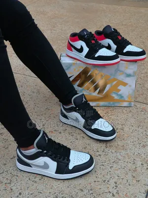 Jordan 1 Low