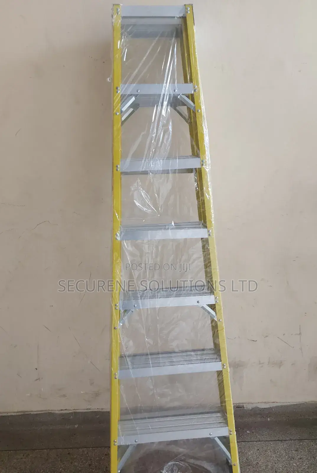 7ft/7-Step/2.3m Fiberglass Double-Sided a-Frame Ladder.