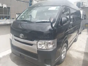 Toyota HiAce 2017 Black