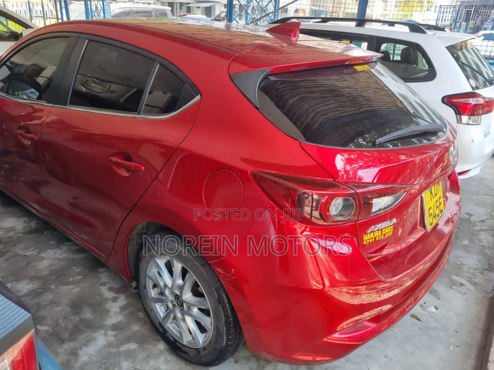 Mazda Axela 2016 Red
