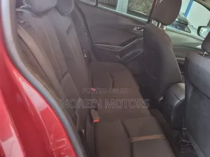 Mazda Axela 2016 Red