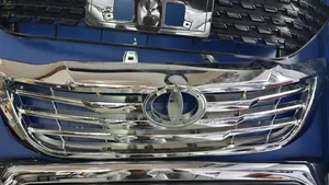 Front Chrome Grill Toyota Hilux Vigo