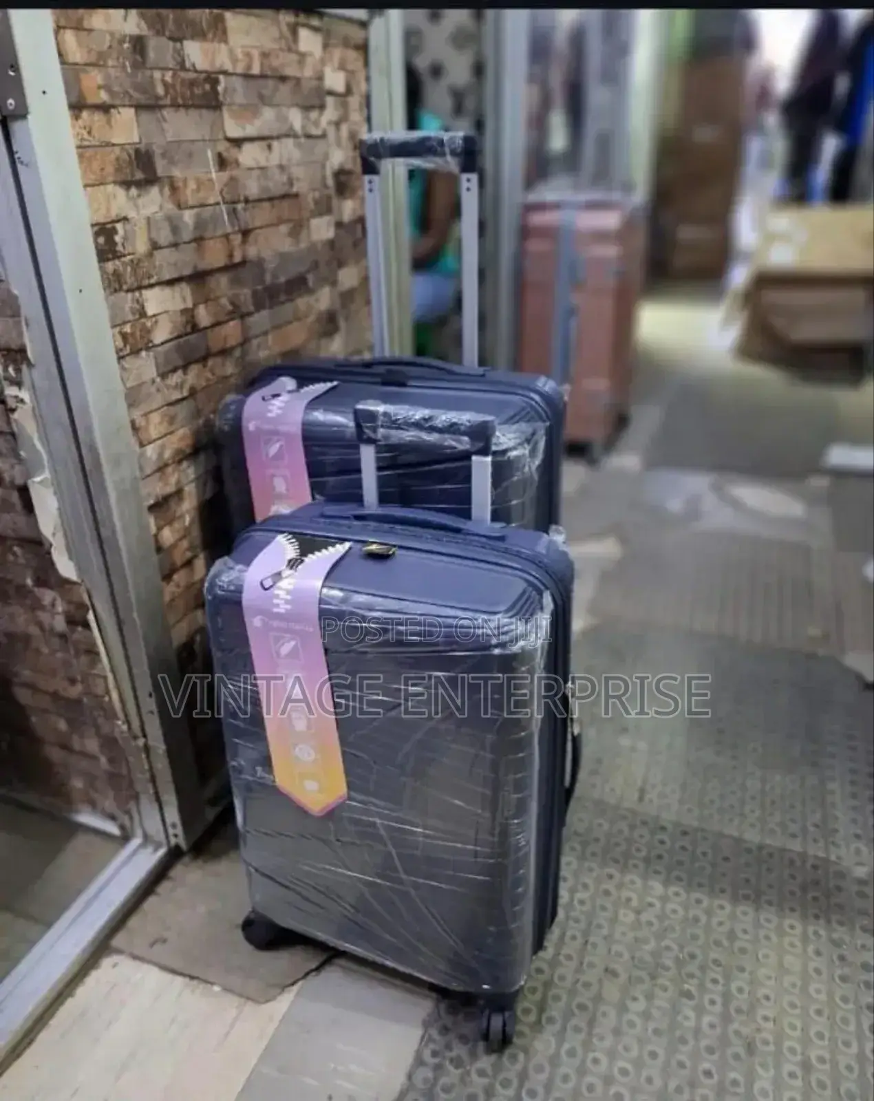 Single Unbreakable Rubber Suitcase
