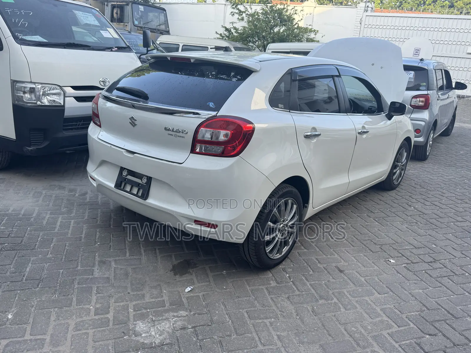 Suzuki Baleno 2018 White