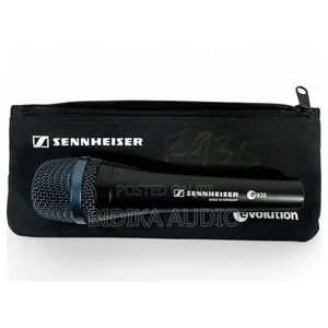 Special E935 Microphone