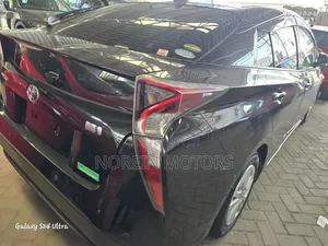 Toyota Prius 2018 Matt Black