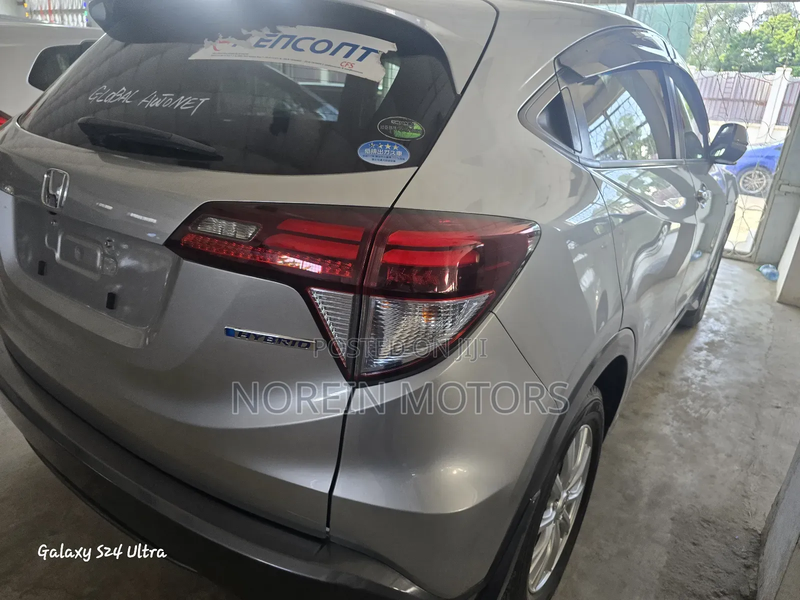 Honda Vezel 2017 Silver