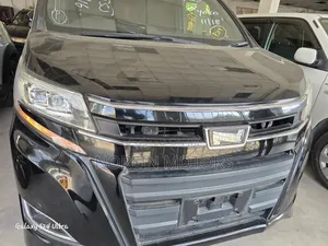Toyota Noah 2017 Matt Black