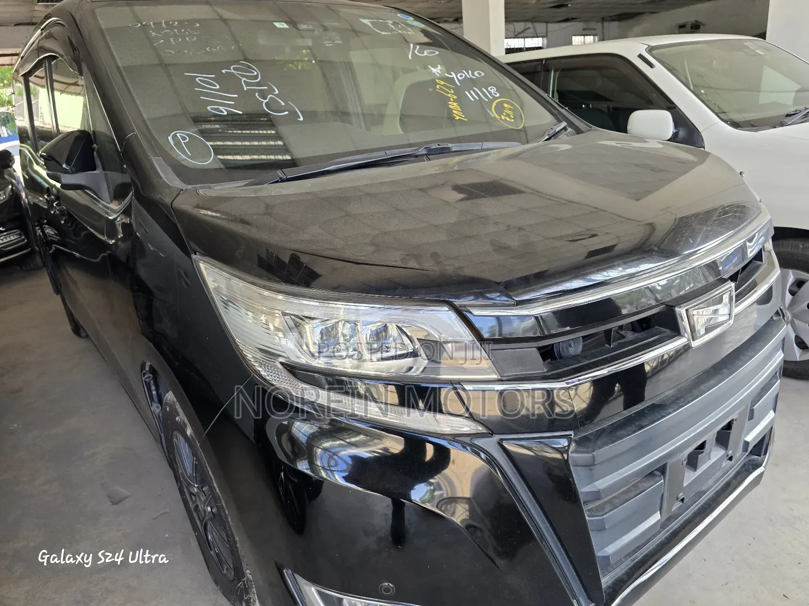 Toyota Noah 2017 Matt Black