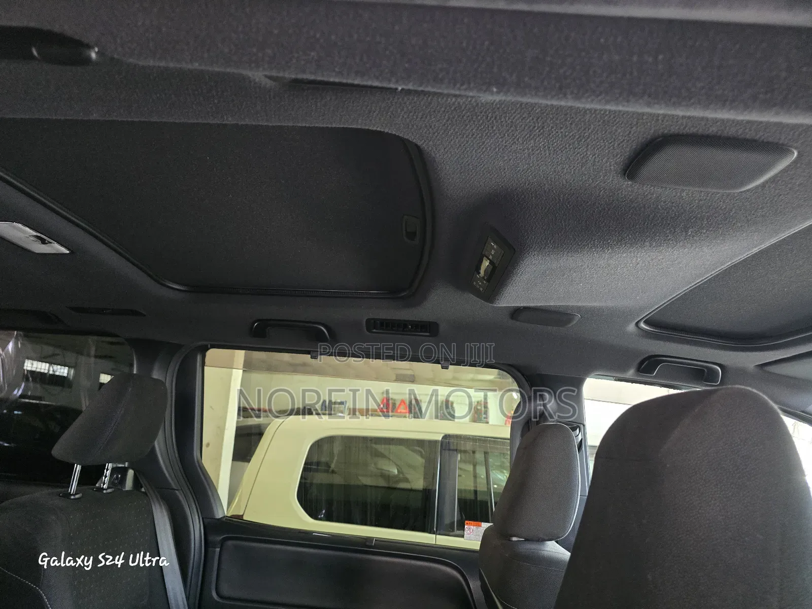 Toyota Noah 2017 Matt Black