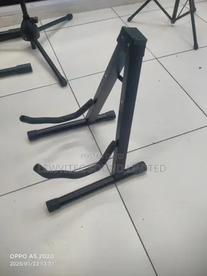 New Floor Guitar Stand