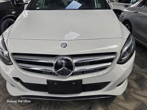 Mercedes-Benz B-Class 2017 Off white