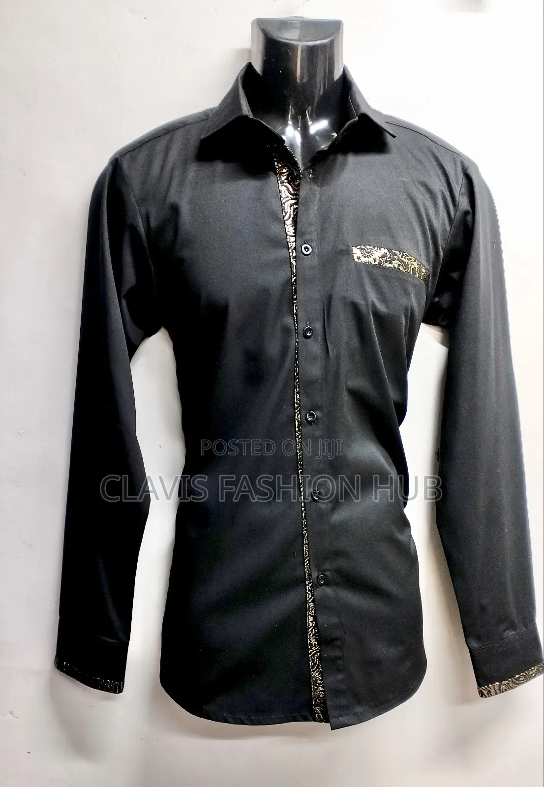 Back Collar Shirt With Gold Details