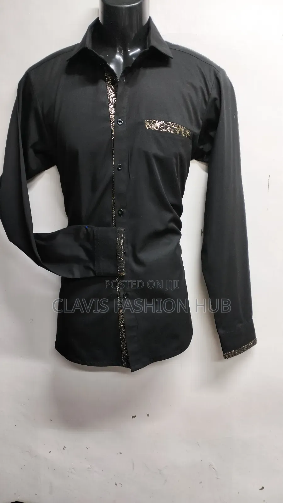 Back Collar Shirt With Gold Details