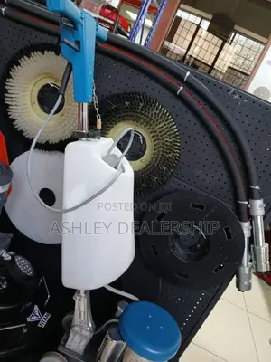 Floor Scrubber Machine