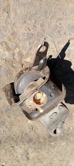 Nze,Premio, Allion,Wish 1zz Engine Mount.
