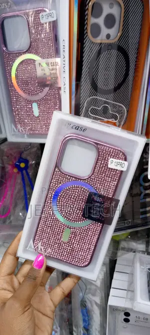 iPhone 13 Pro Glitter Magsafe Compatible Phone Case-Pink
