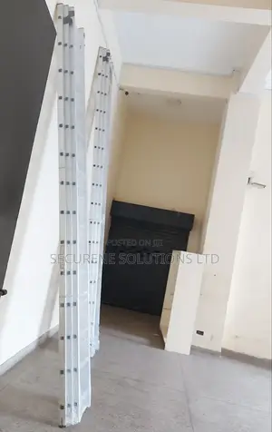 14 Tread Triple Extension Ladder