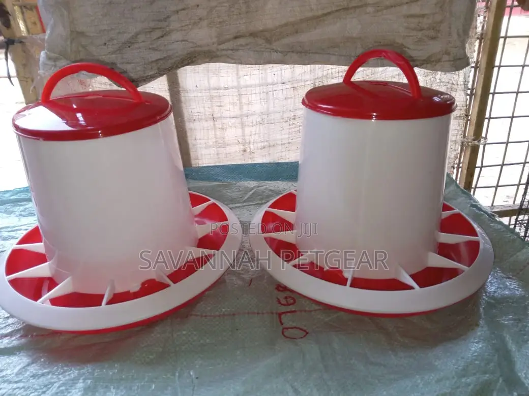 Automatic Chicken Feeder Poultry Feeders Plastic - 3kg