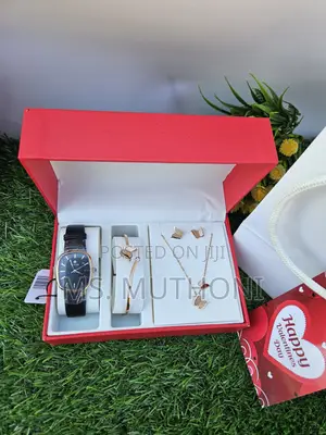 Women’S Gift Package ( Valentines/Birthday )