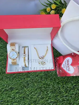 Women’S Gift Package ( Valentines/Birthday )