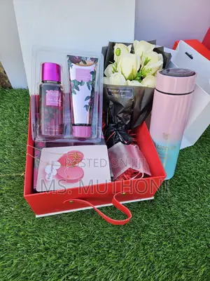 Premium Bouquet Valentine’S/ Birthday Gift Set for Ladies