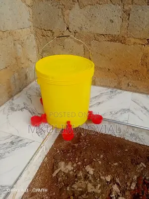 Automatic Bucket Cup Drinker for Clean Water