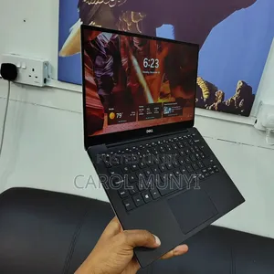 New Laptop Dell XPS 13 9370 8GB Intel Core I5 SSD 256GB