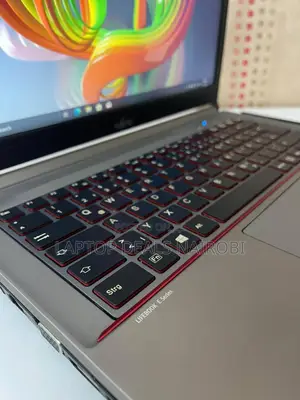 Laptop Fujitsu Amilo Pi3540 16GB Intel Core I5 SSD 256GB