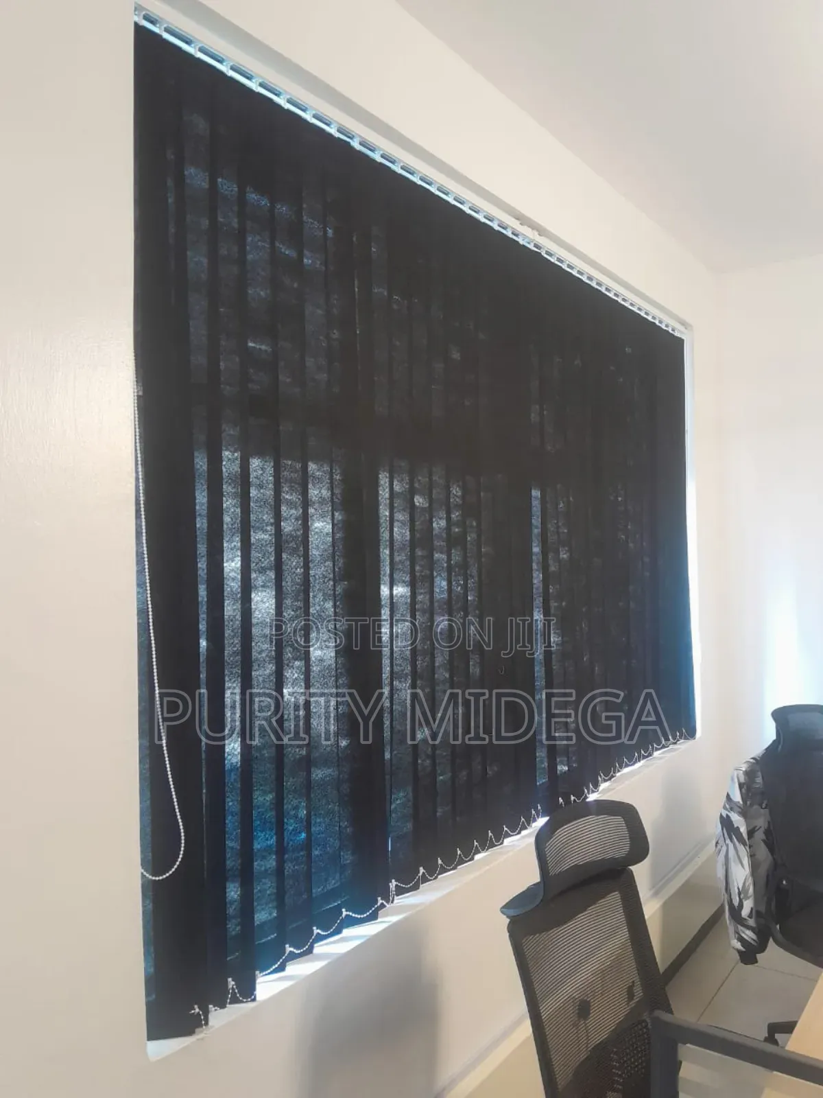 Sunlight Blocking Blinds