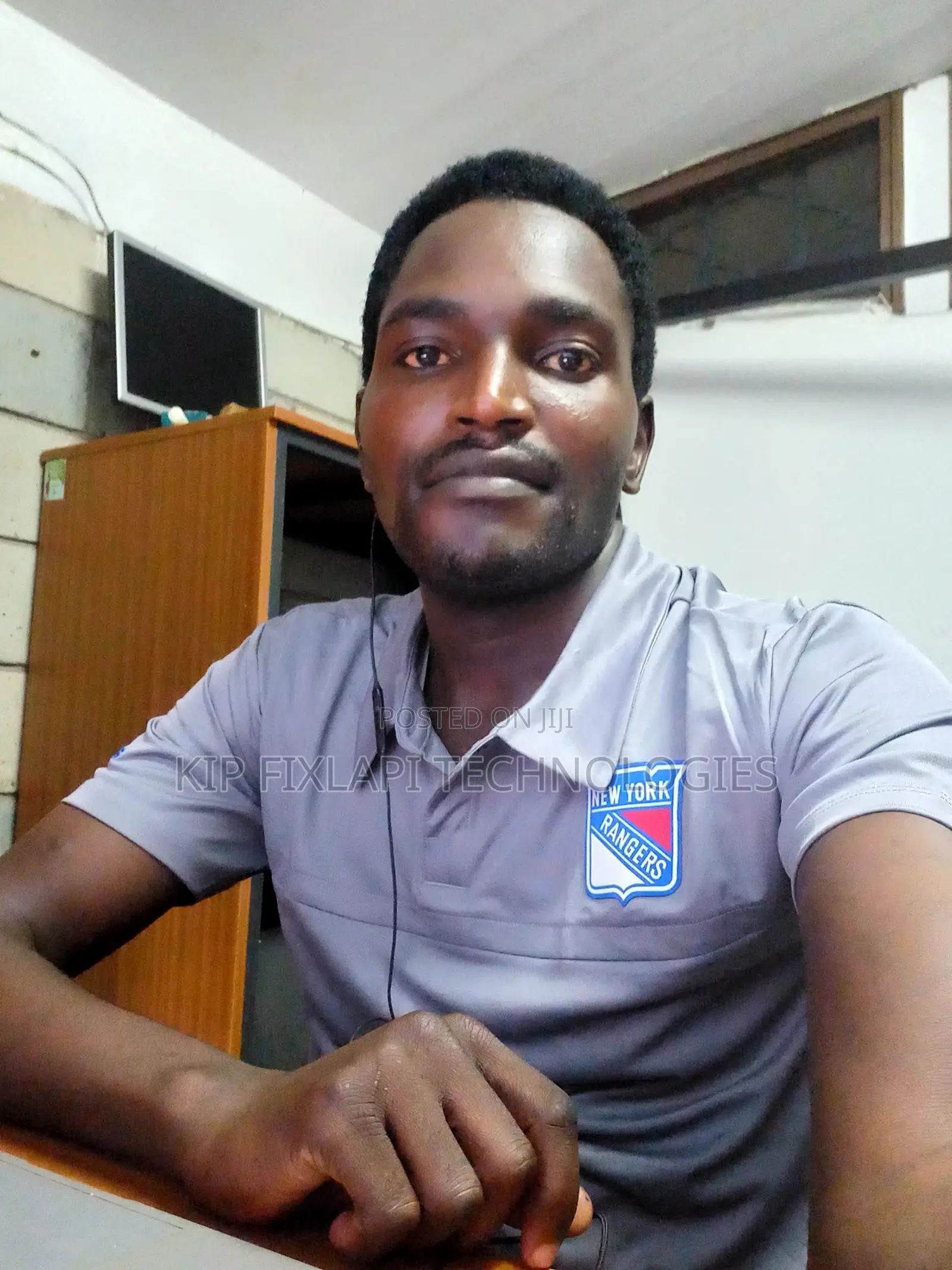 Laptop Repair Technician Job