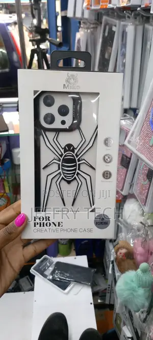 Miko Creative iPhone 15 Pro Max Cool Spider Photo Case