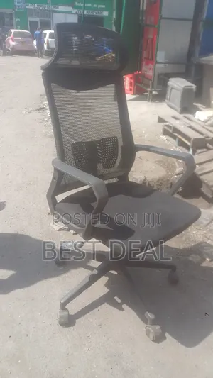 Headrest Mesh Chair