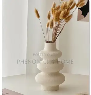 Modern Minimalist Spiral Shaped Flower Vase