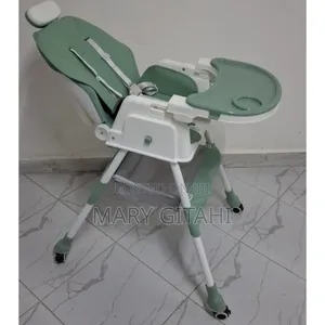 Spacious Baby Feeding Chair at 