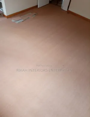 Cream Baige Wall to Wall Carpets