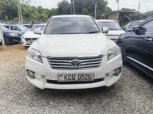 Toyota Vanguard 2012 White