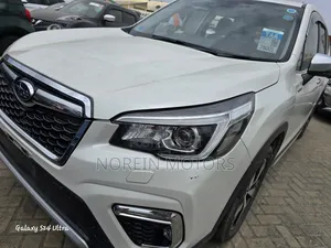 Subaru Forester 2018 White