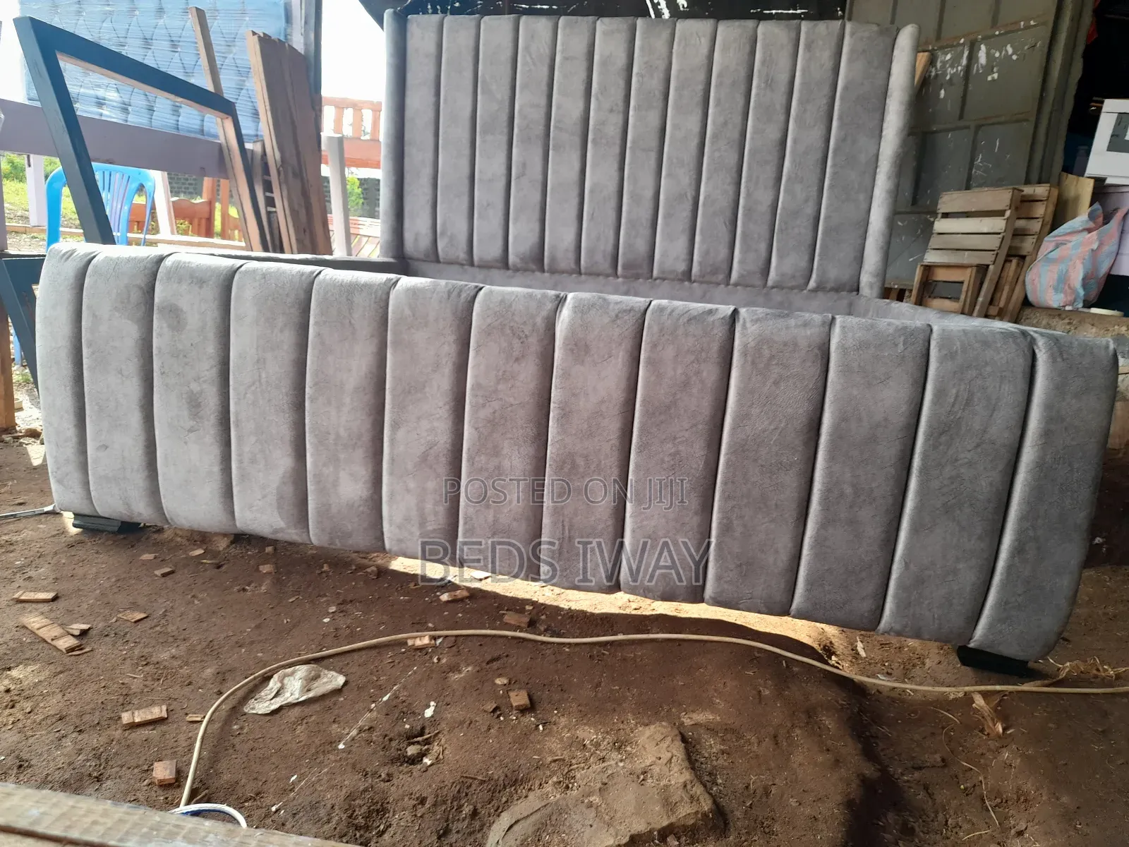 5x6 Turfed Chester Bed