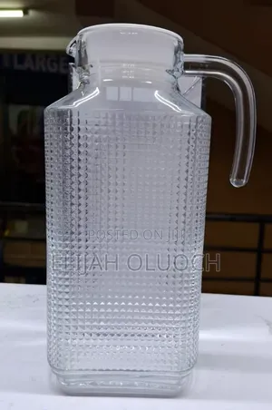 1.7 Liters Glass Jug
Available