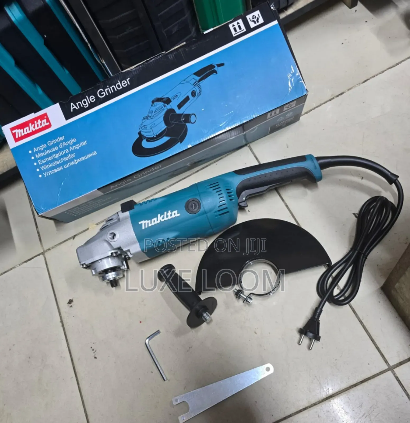 Makita Angle Grinder 9inch