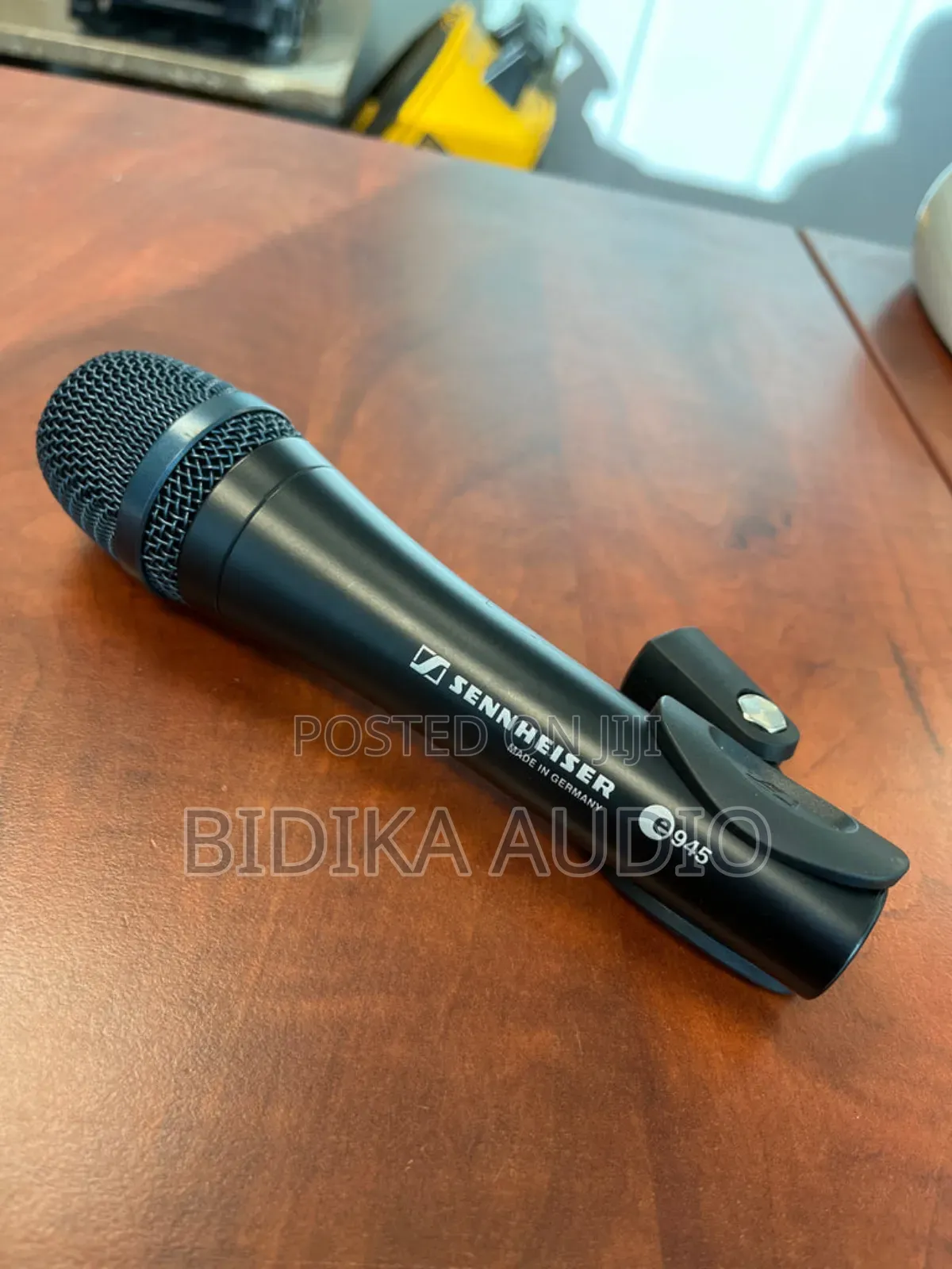 QUALITY E945 Microphone