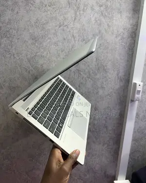 Laptop Advent 4213 4GB Intel Core I5 SSD 256GB