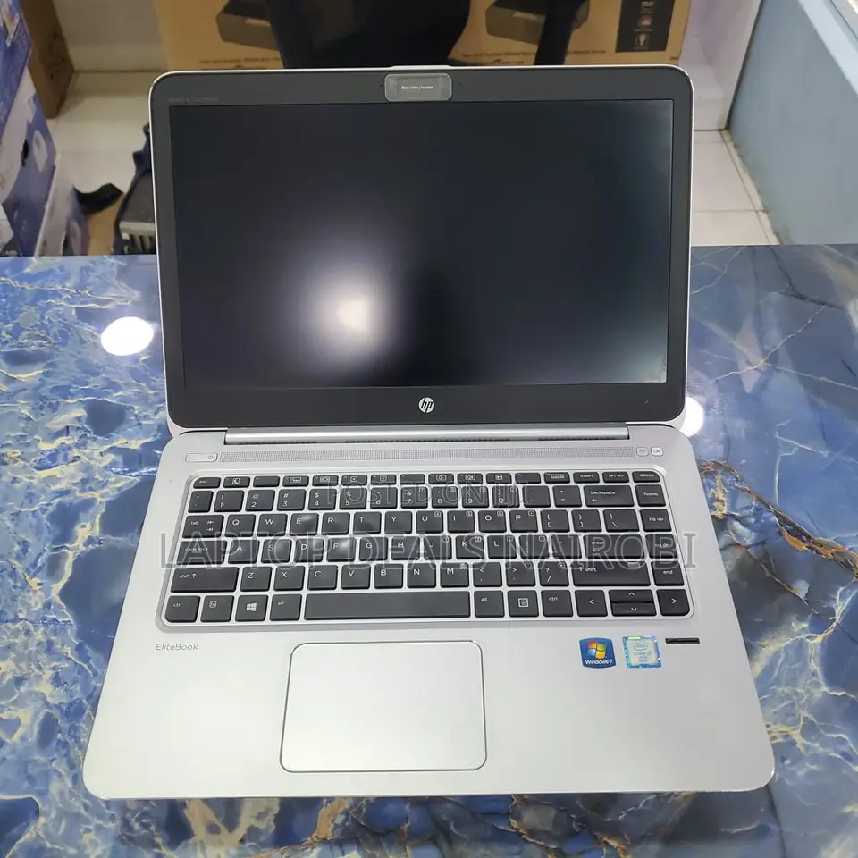 Laptop Advent 5421 8GB Intel Core i5 SSD 256GB