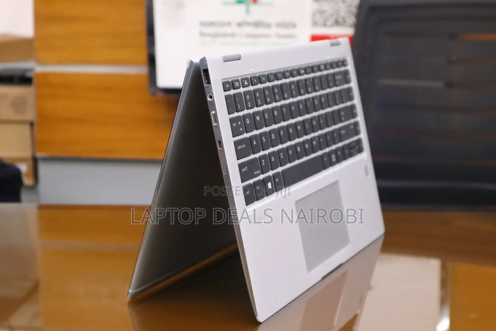 Laptop Advent 5431 8GB Intel Core i5 SSD 256GB