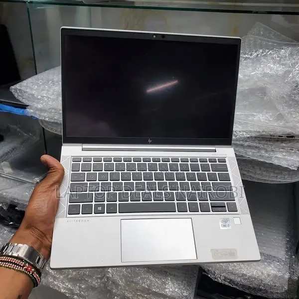 Laptop Advent 5611B 8GB Intel Core I7 SSD 256GB