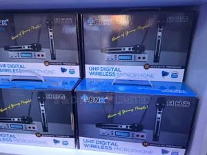 BNK Is20 Uhf Digital Microphone