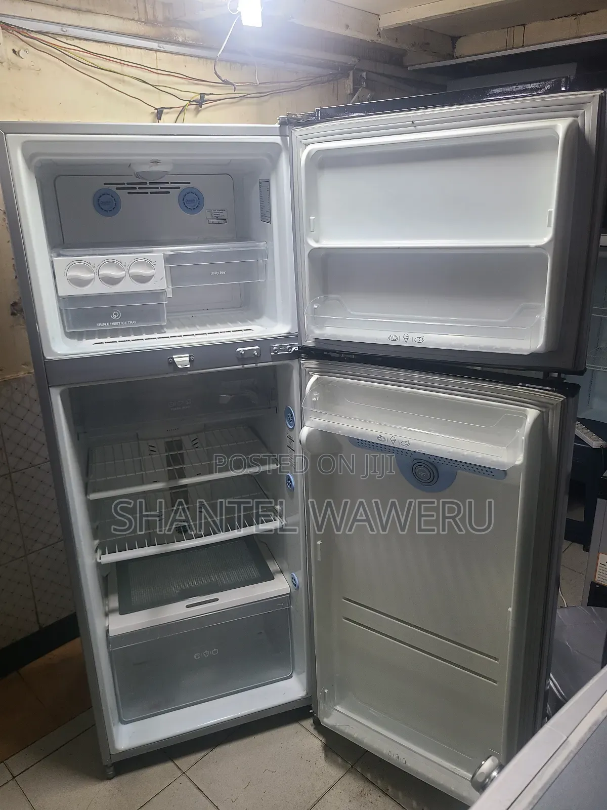 335litres 2 Door Fridge 'Lg