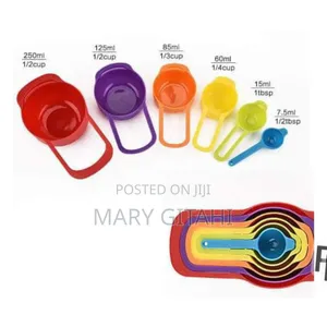 *Measuring Cups a Set of 6pcs*
*