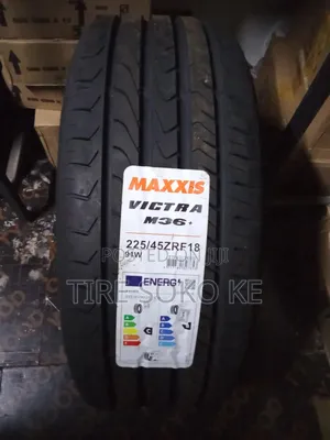 225/45r18 Maxxis Runflat M36+